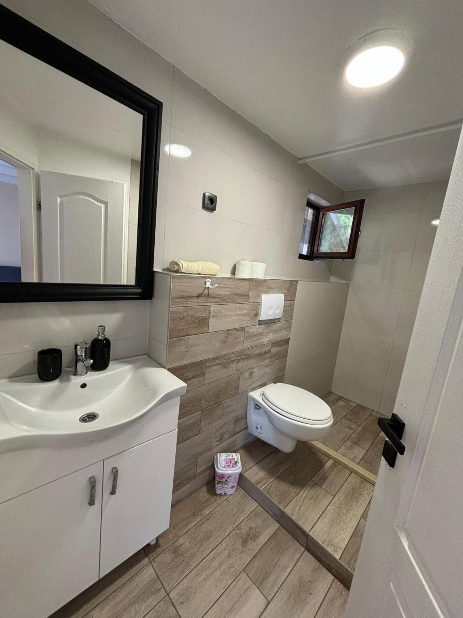 Apartmani Bosnjak Starigrad Paklenica Rom bilde