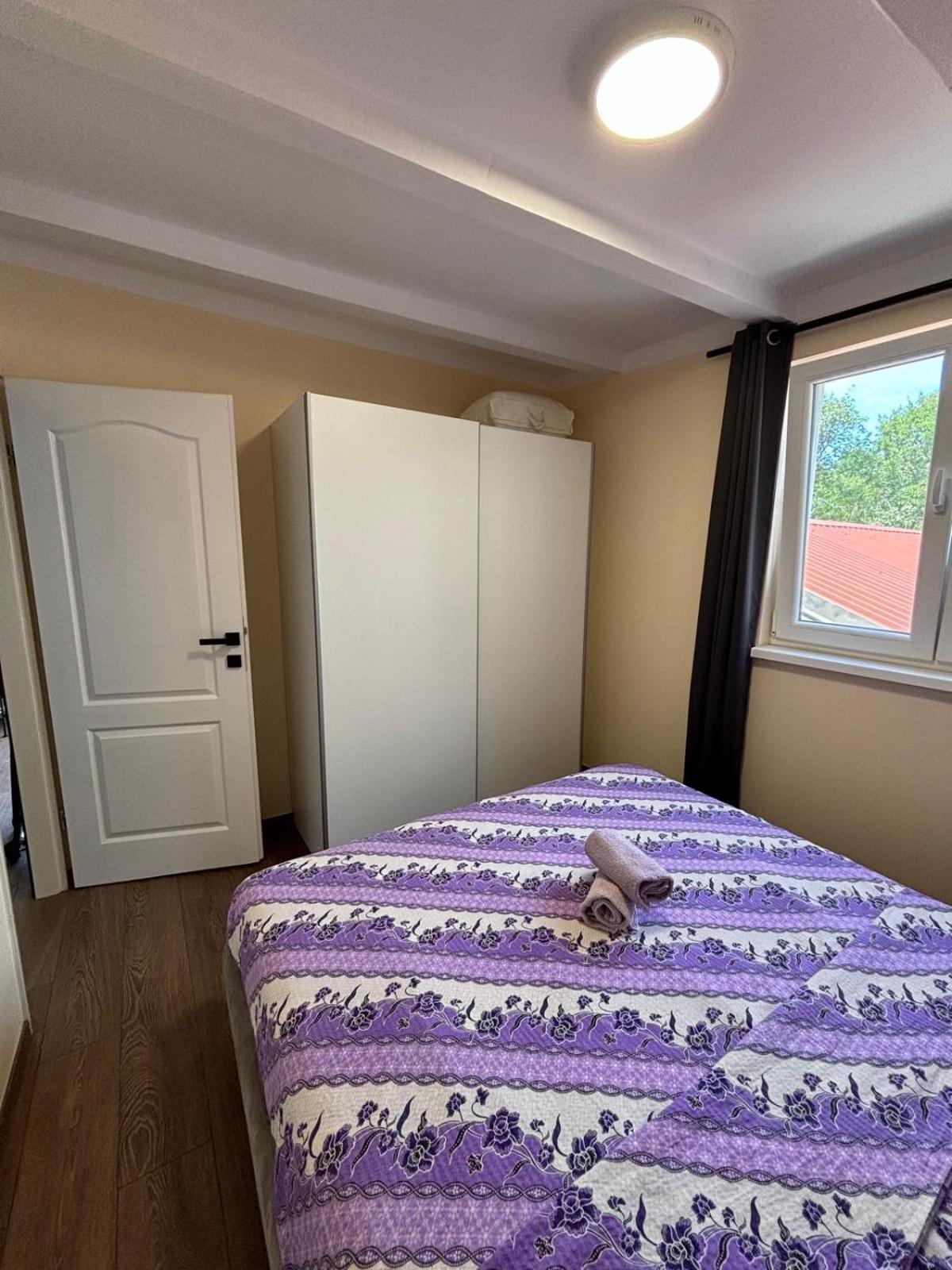 Apartmani Bosnjak Starigrad Paklenica Rom bilde