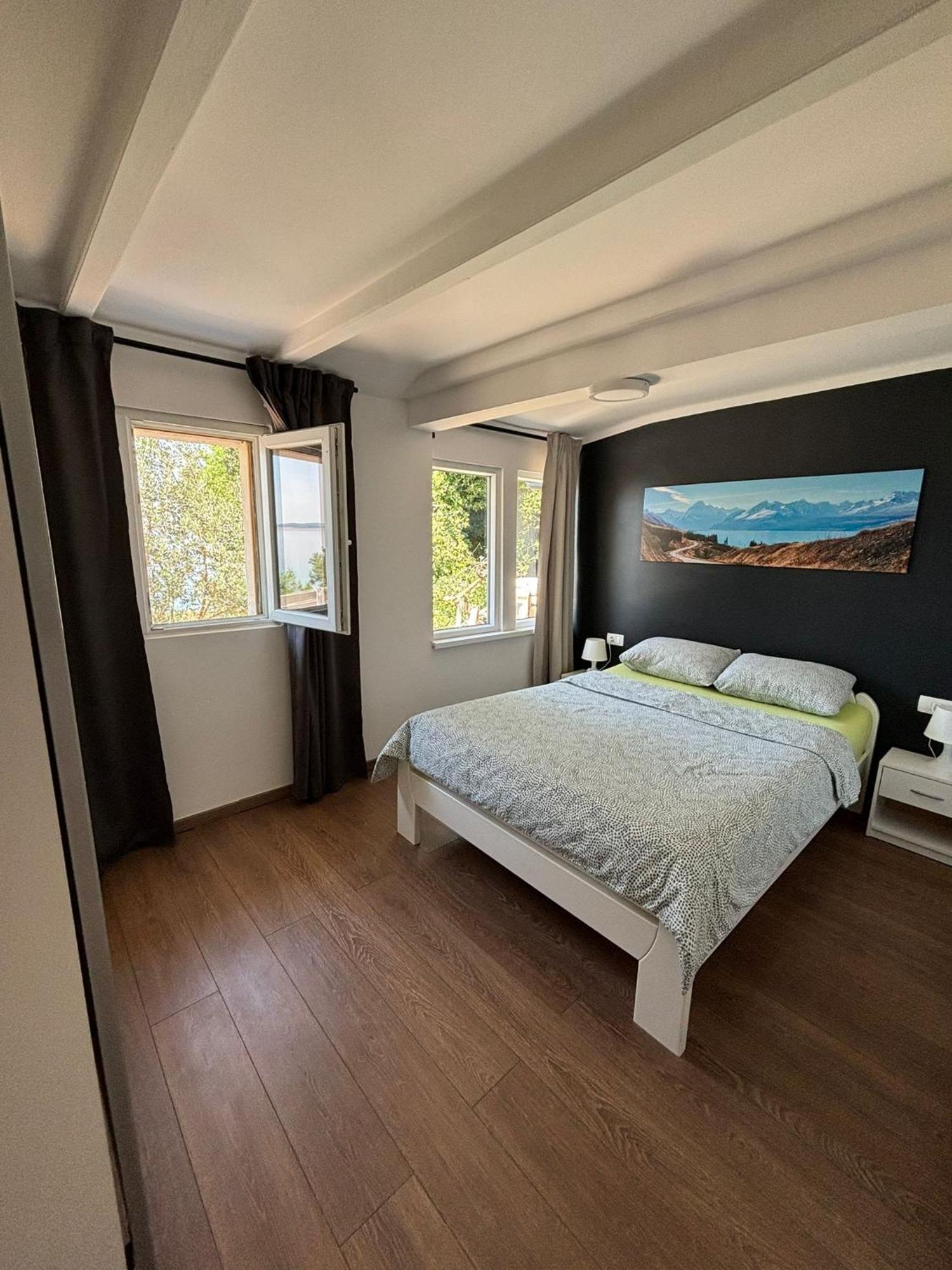 Apartmani Bosnjak Starigrad Paklenica Rom bilde